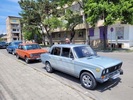 Tour of Gori in a Lada